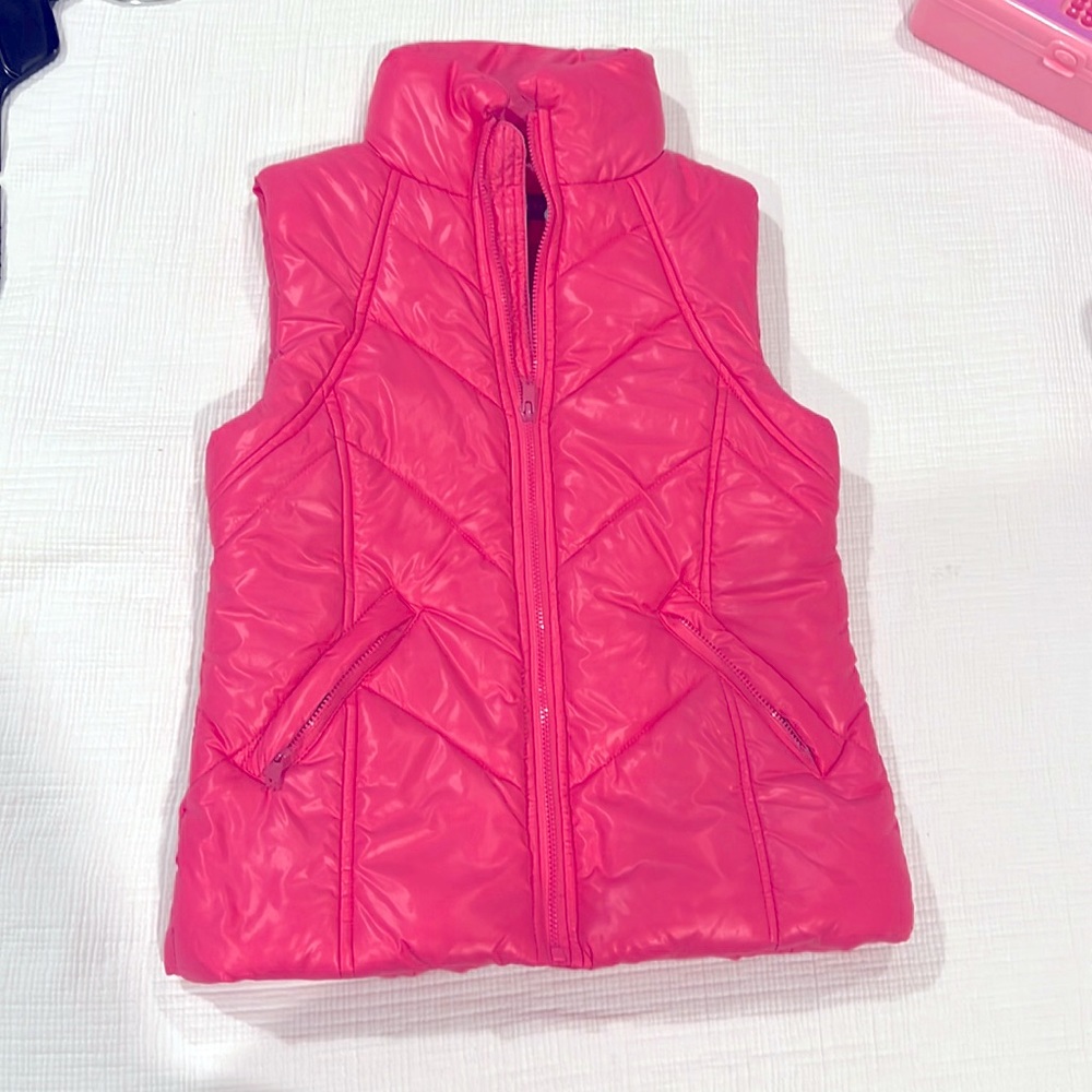 Girls Tractr Puffy Vest Size Medium